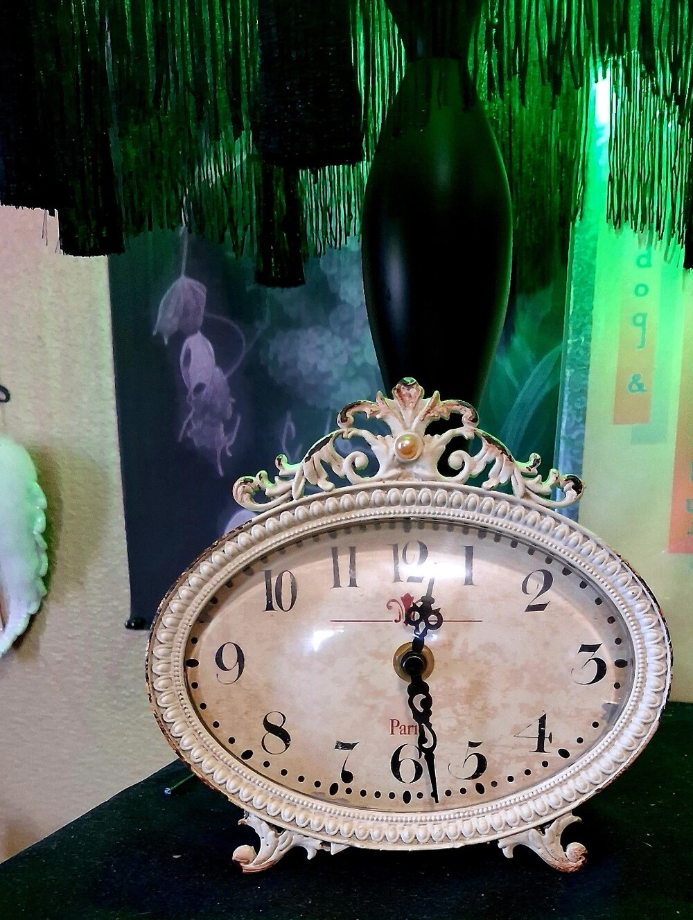 Ornate Cream Vintage-Style Oval Table Clock - Home Wall Decor